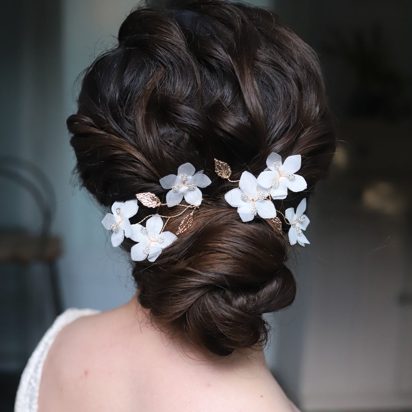 MAGNOLIA BLOSSOM hair pins