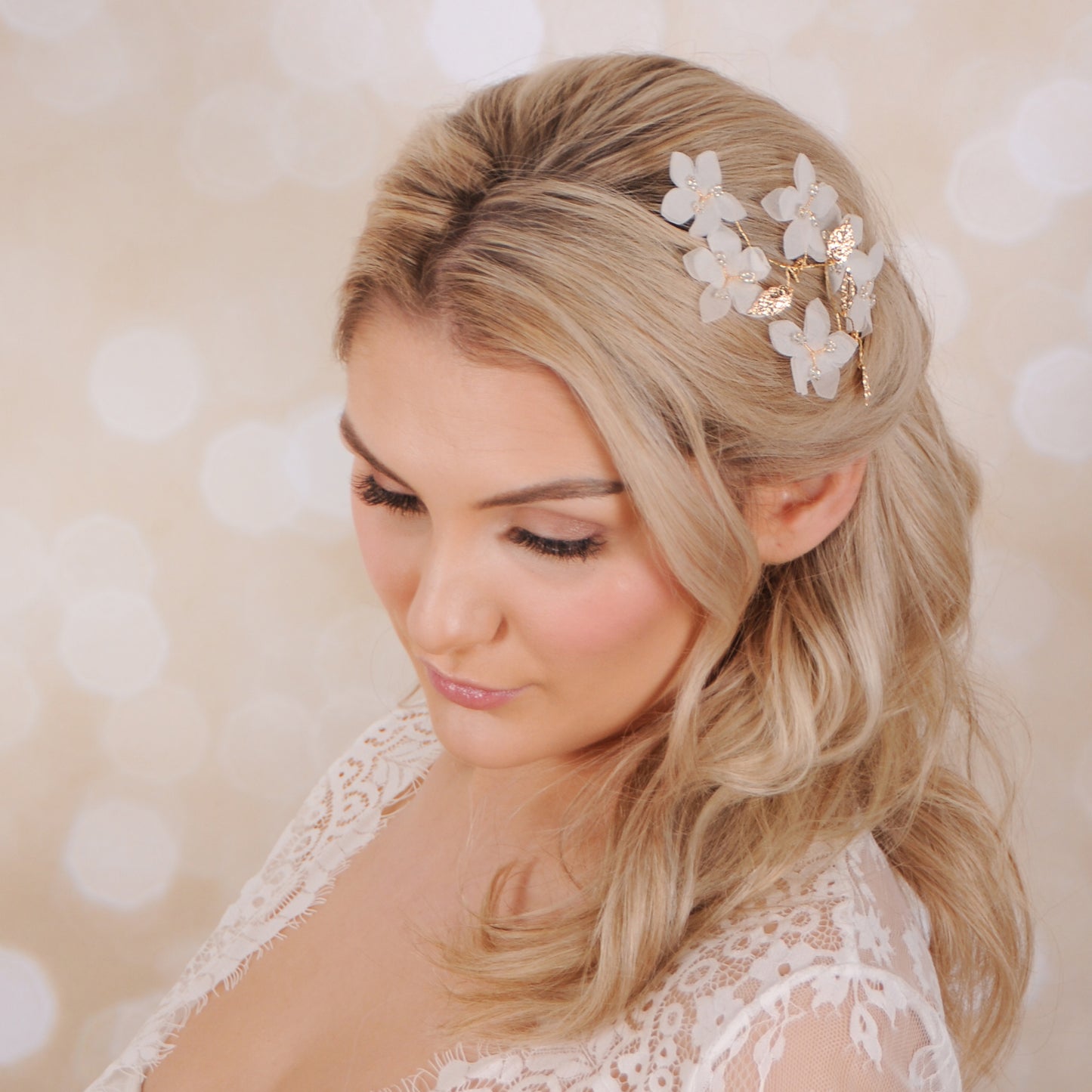 MAGNOLIA BLOSSOM hair pins
